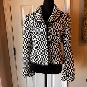 Tulle-Structured Black and White Geometric Print with Black Trim Coat size Large